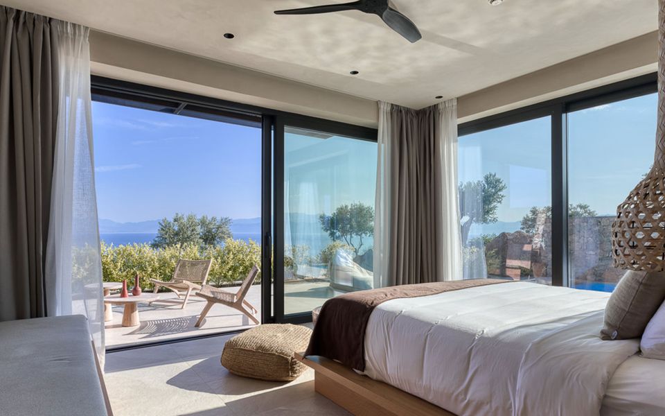 00-Le-Grand-Bleu-Resort-Offers
